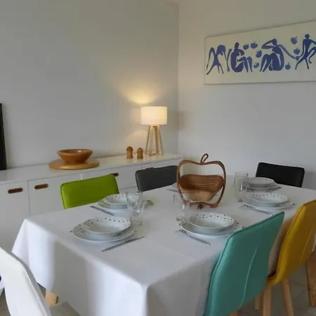 Sg300-086 4 Pieces 6 Couchages L'aiguillon Sur Vie